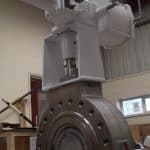 Triple offset butterfly valve with actuator and positioner